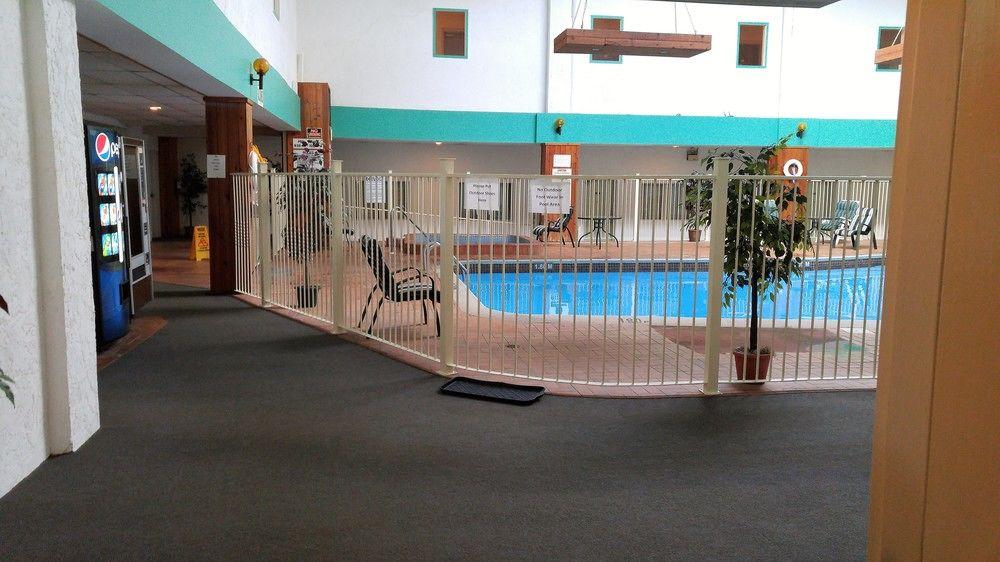 Best Value Inn & Suites Parry Sound Exterior photo