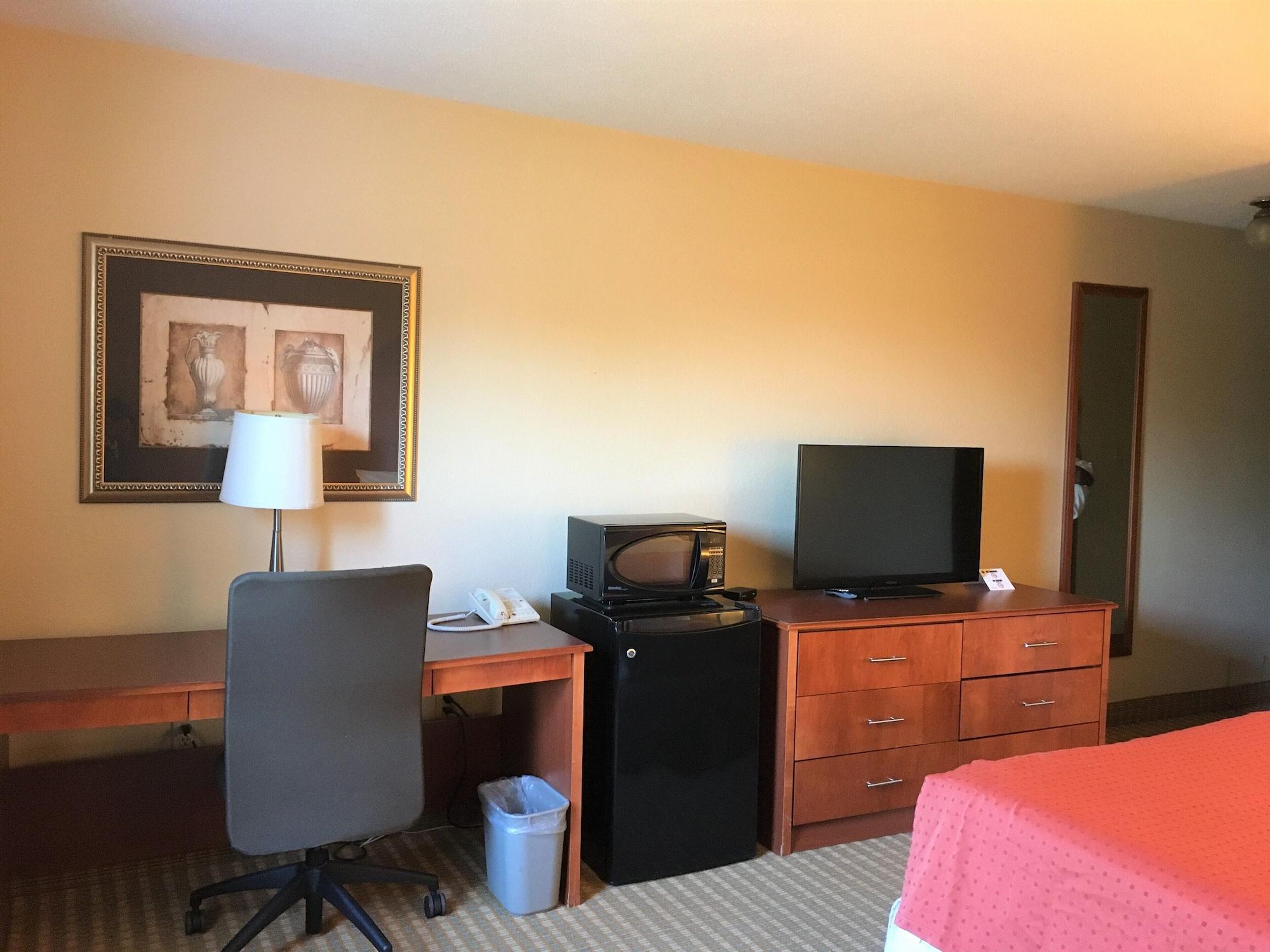 Best Value Inn & Suites Parry Sound Exterior photo
