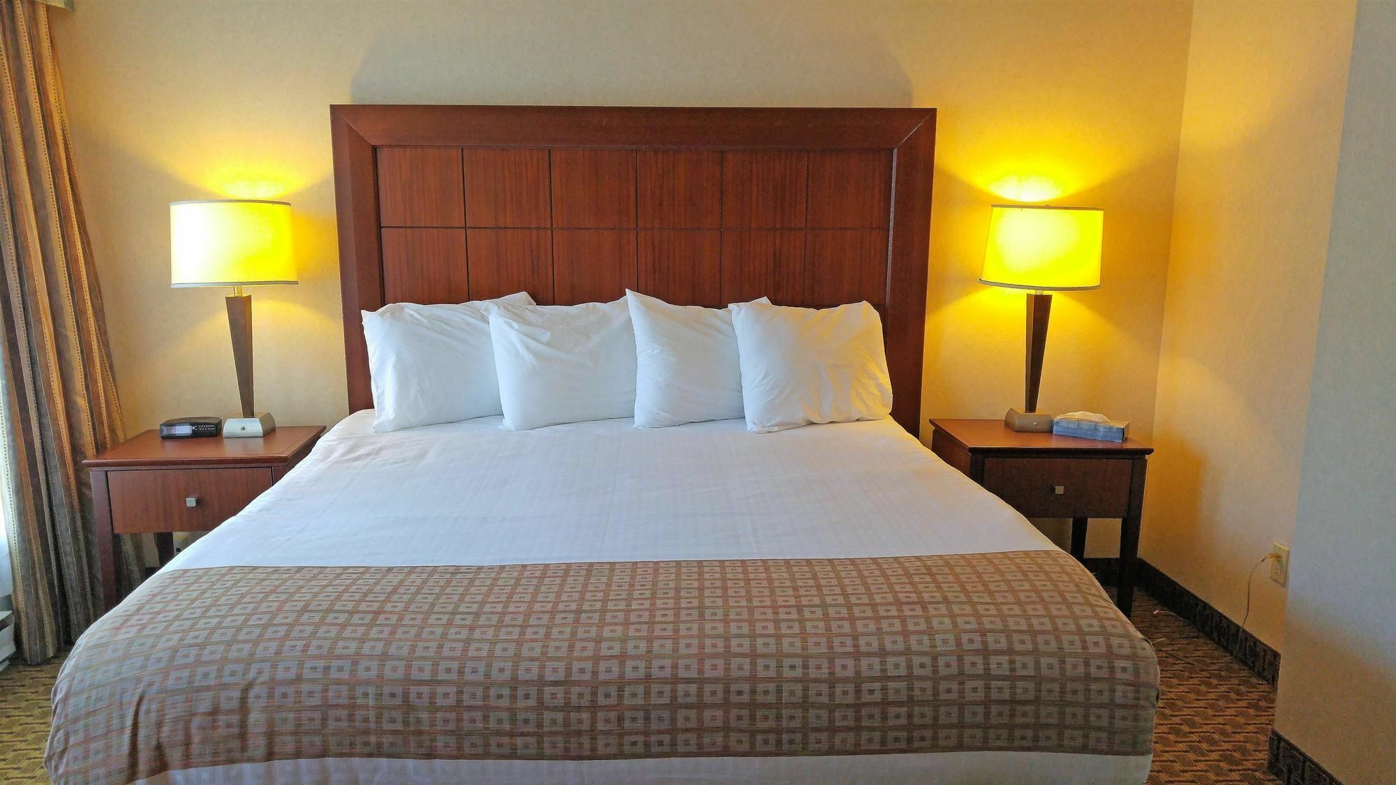 Best Value Inn & Suites Parry Sound Exterior photo