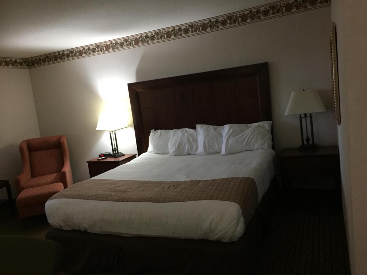 Best Value Inn & Suites Parry Sound Exterior photo